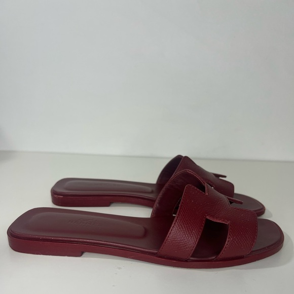 Hermes Oran Sandals in Rouge - Picture 6 of 11